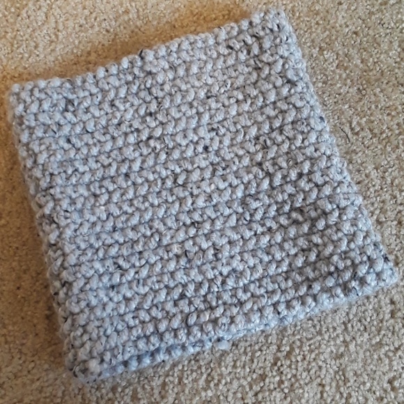 Knit cowl - Picture 2 of 2